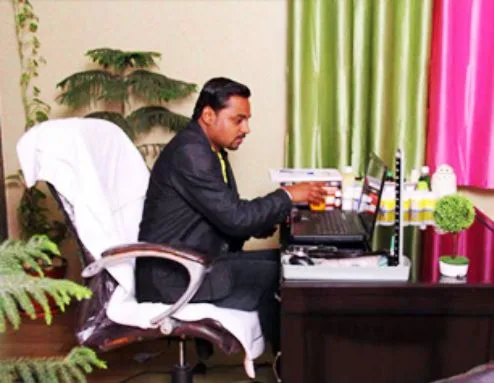 Ashish Kumar - Ayurveda lineage