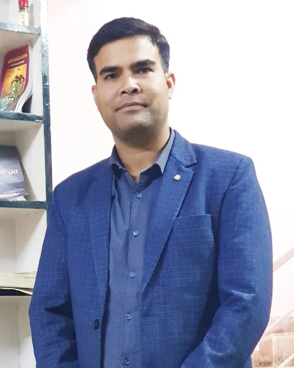 Acharya Deepak Saklani Ji - Ayurveda lineage