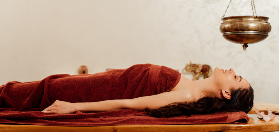 Everything to Know About Shirodhara Ayurveda Treatment and Its Health Benefits